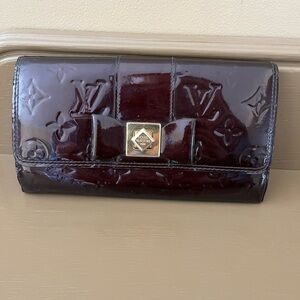 Louis Vuitton Plum Patent Bow Wallet